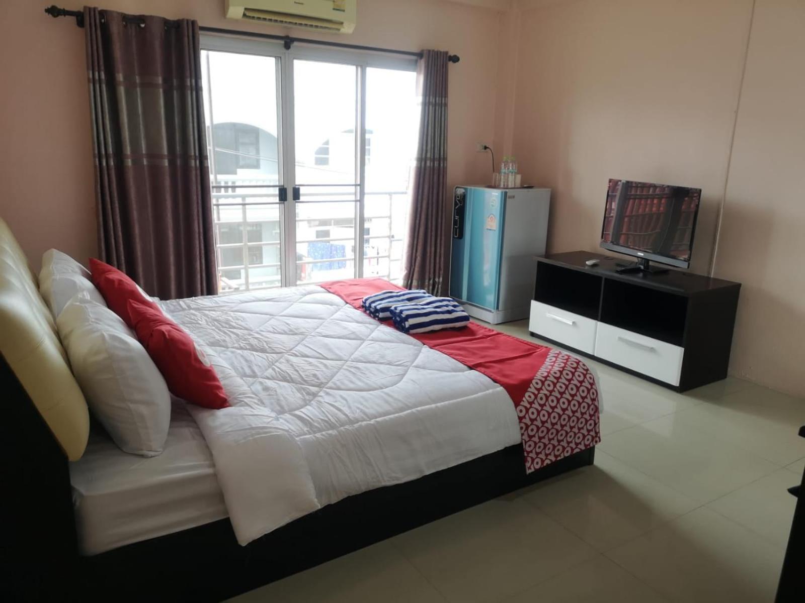 Hotel Kjs Pattaya Esterno foto